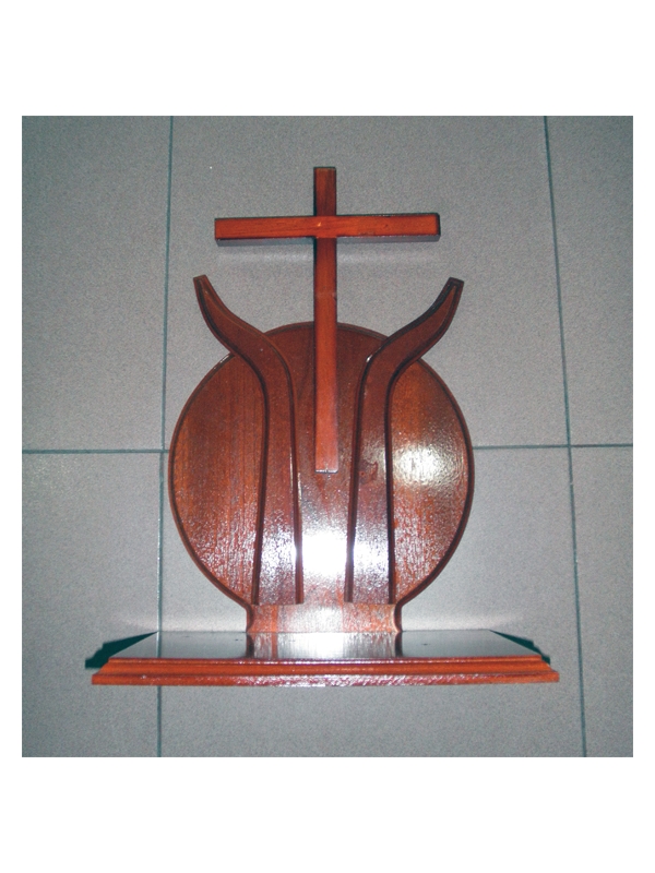 18. Kệ bàn thờ hình bánh lễ (50*30*20) cm (gỗ ép)