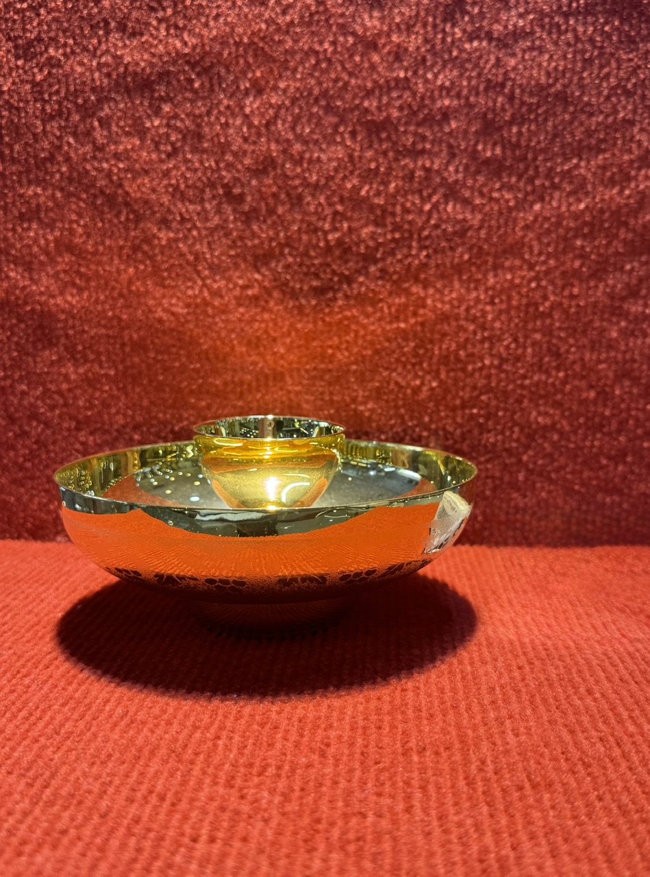 126*. Dĩa đựng bánh 15cm + ly rượu