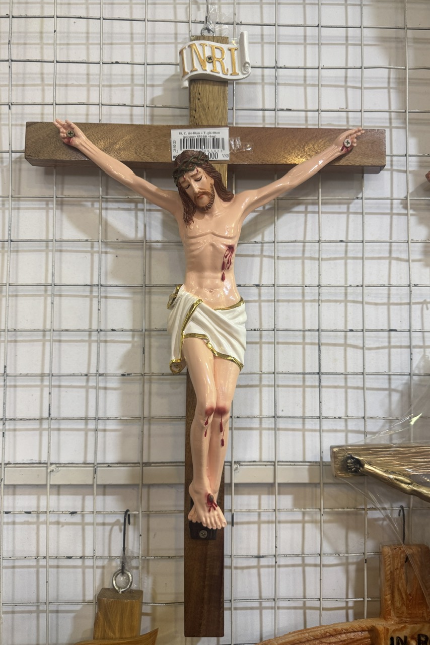 59. C. tội 40cm + T. giá 60cm (polymer SM dát vàng)