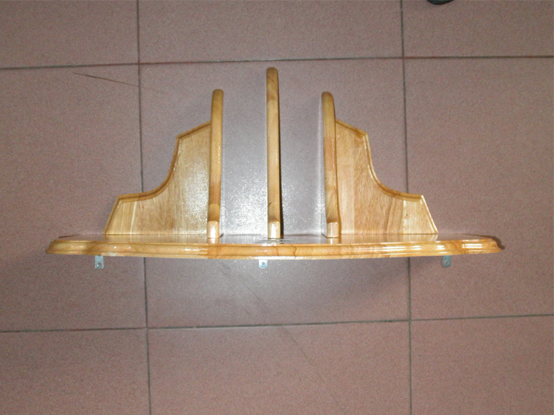 24. Kệ bàn thờ (30*60)cm (gỗ thông)