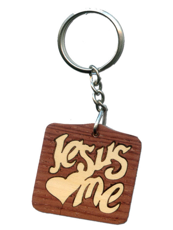 17. MK gỗ vuông chữ Jesus love me (dán)