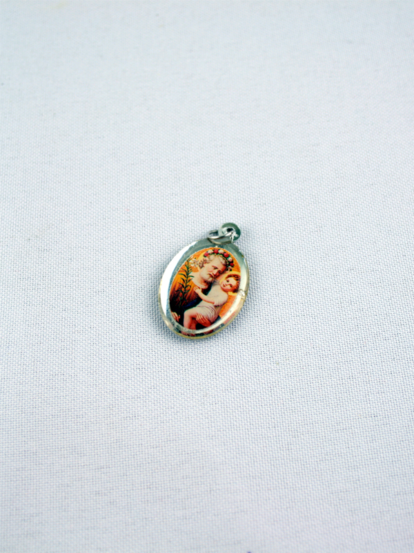 347. Ả. đeo oval số 6 ( 1.9*2.5 )cm (nhôm)