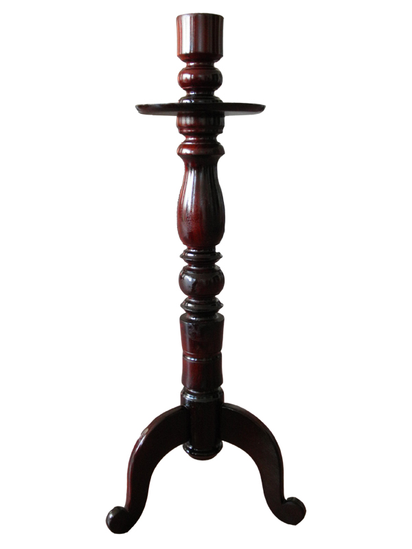 1. Chân nến (8*110)cm (gỗ sao)