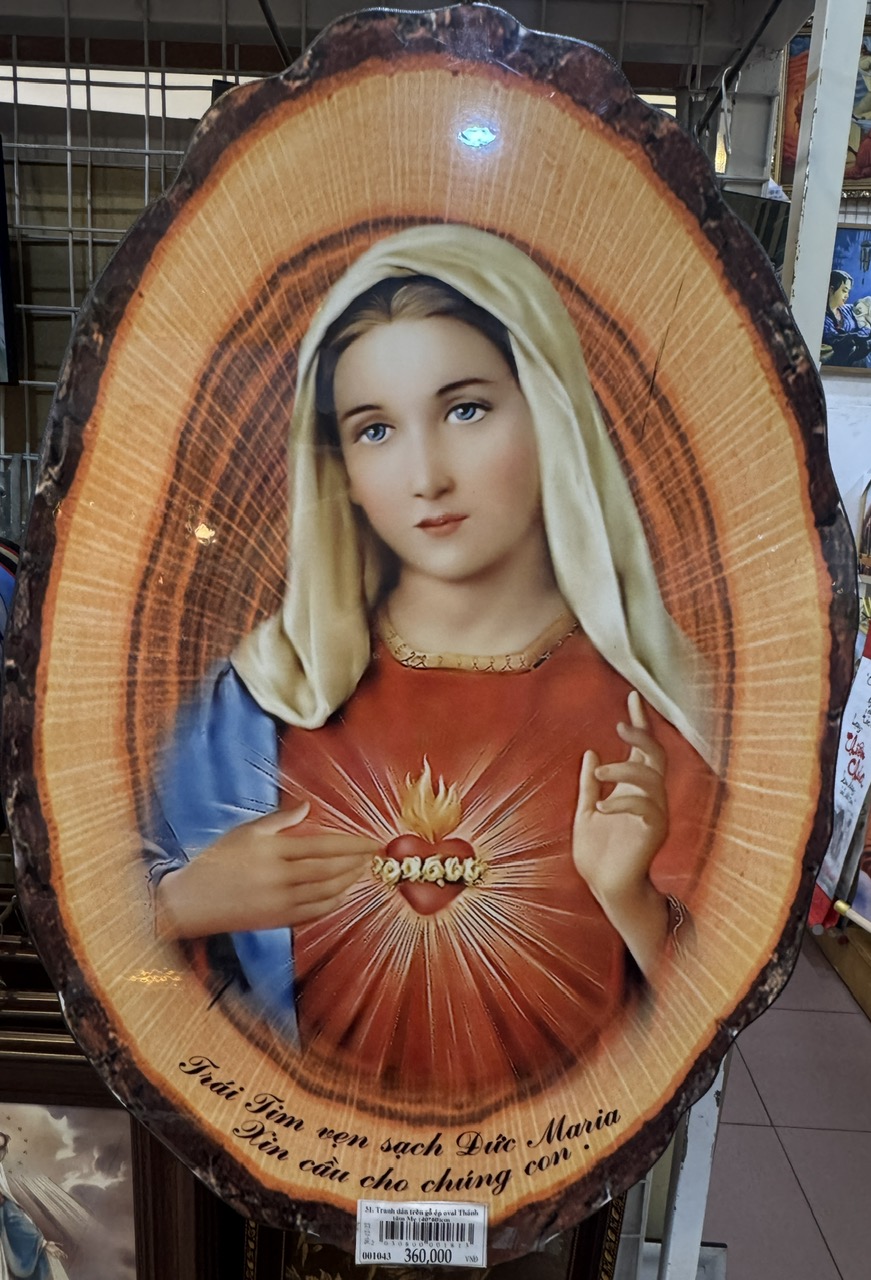 51. Tranh dán trên gỗ ép oval Thánh tâm Mẹ (40*60)cm