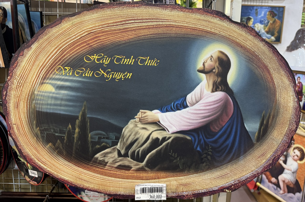 61.Tranh dán trên gỗ ép Chúa cầu nguyện (40*60)cm 