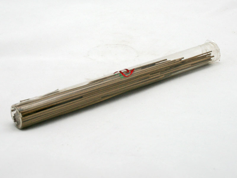 8. Nhang trầm 40cm (350 cây/hộp) 110B